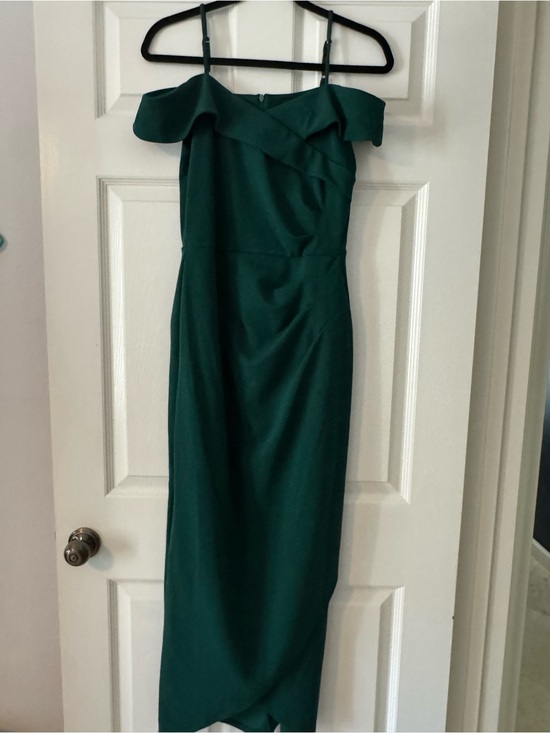 Alexa B Dresses & Skirts - Off-Shoulder Emerald Green Dress with Spaghetti Straps